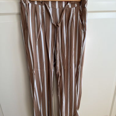 Pantalon ample à rayures