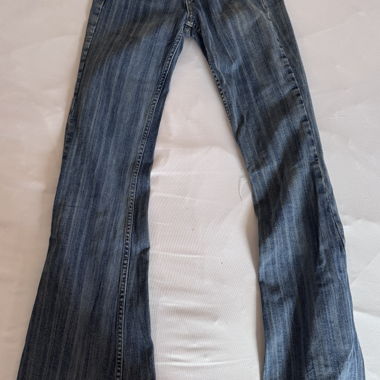 Pantaloni jeans