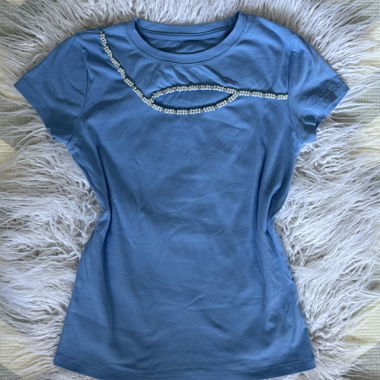 T-shirt Maglietta with pearls and rhinestones 