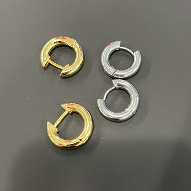Set di orecchini a cerchio
