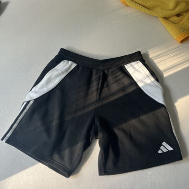 Adidas shorts size M