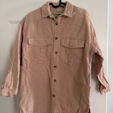 Chemise en velours côtelé rose Pull&Bear
