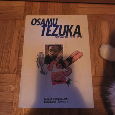 Osamu Tezuka Biography Book 1928-1945