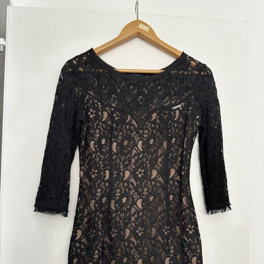 Robe dentelle 