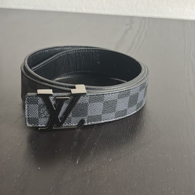 Ceinture noire à boucle monogramme