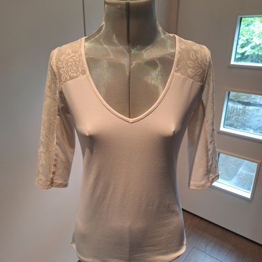 Spitzenshirt Creme kurzärmlig