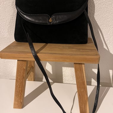 Schwarze Clutch