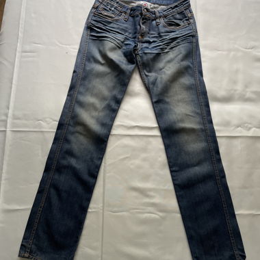Blauer Slim-Jeans