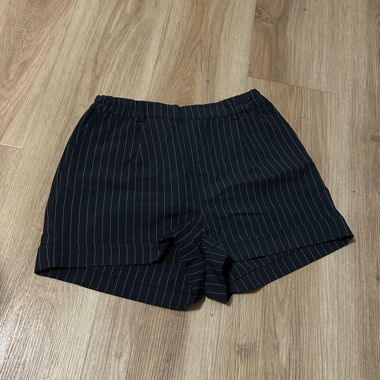 Pantalon court en tissu