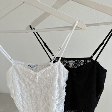 C&A Tops Schwarz & Weiss Set aus zwei!