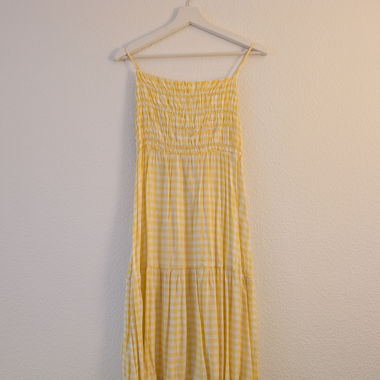 Langes Sommerkleid gelb-weiss