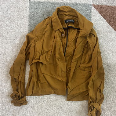 Veste jaune moutarde