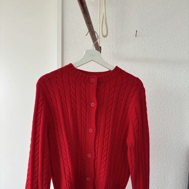 Knitted blouse 