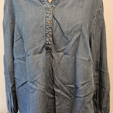 Blusa da donna in denim leggero