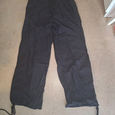 Black oversized adjustable pants