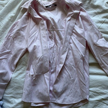Chemise à rayures roses