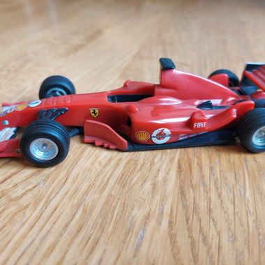 Ferrari F2005 Rennwagen-Modell Massstab 1/38