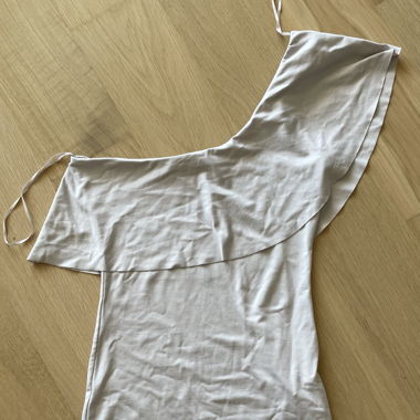 One Shoulder Body