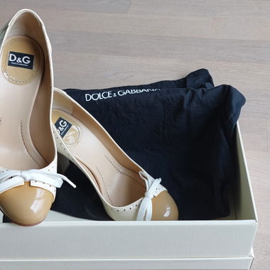 D&G escarpins vernis beige taille 37