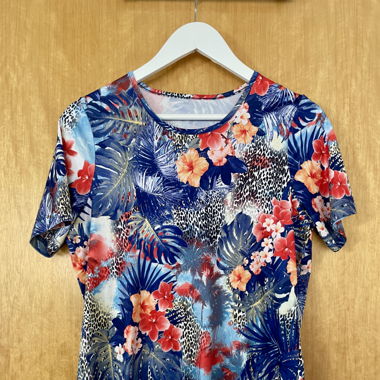T-Shirt mit Blumenmuster