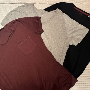 Set da 3 T-shirt con scollo a V