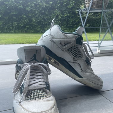 Air Jordan 4 Retro oxidiertes Grün