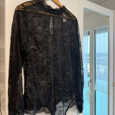 Body in pizzo nero Hunkemöller 2XL