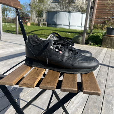 Black Reebok Sneakers