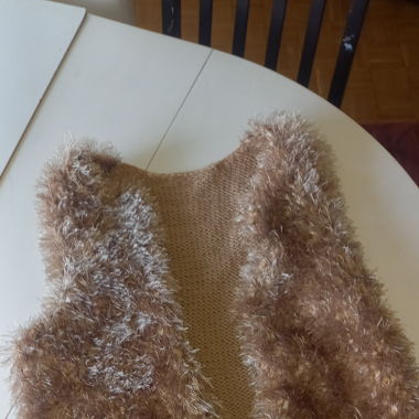 Gilet tricoté main
