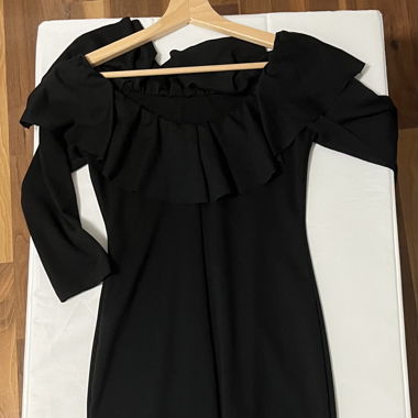 Schwarzes Abendkleid