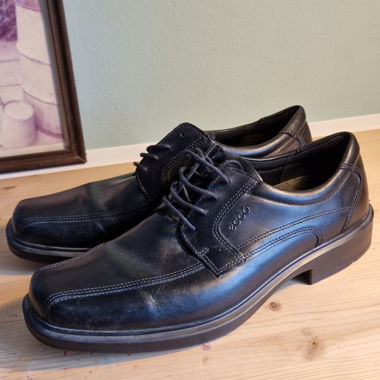 Chaussures en cuir Ecco noires Gr. 48