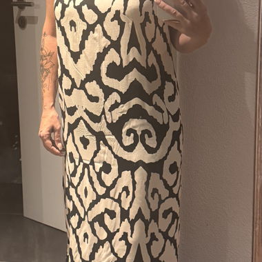Robe longue à bretelles à motif