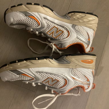 new balance sneaker 