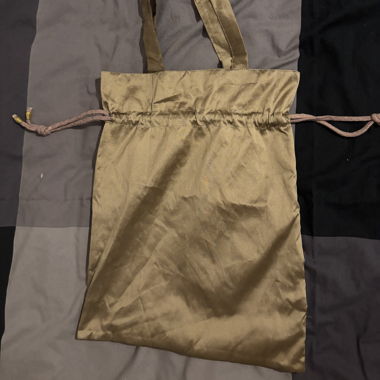 Goldene Stofftasche
