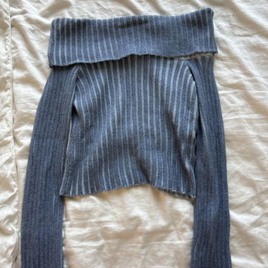 Pull court bardot bleu
