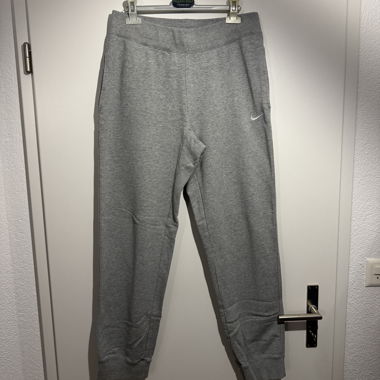 Pantaloni della tuta Nike grigi
