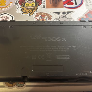 New Nintendo 3DS XL black (2014)