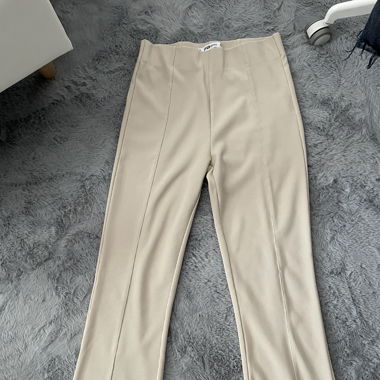Beige Hose