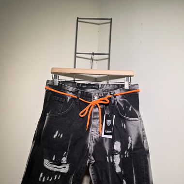 DISTRESSED SHORTS Gr. 30