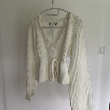 Maglione in maglia bianco aderente