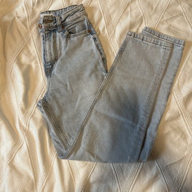Zara High-Waist-Jeans