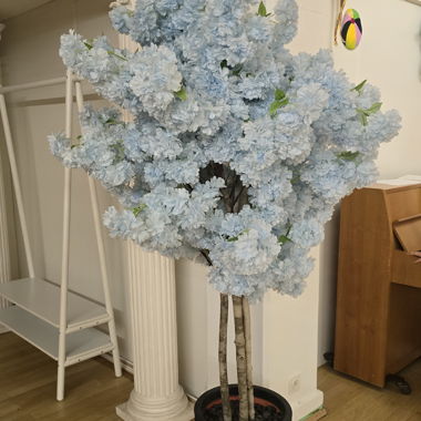 Set of 2 decorative shrubs
