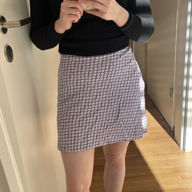 Lilac floral skirt EU 36