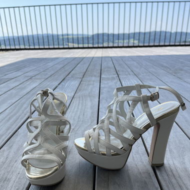 Elegante High-Heel Schuhe, weiss & gold