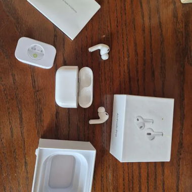 Apple AirPods Pro 2