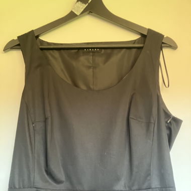 Elegantes kurzes Kleid