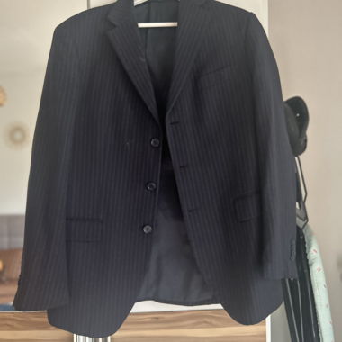 Oversize-Blazer dunkelblau mit feinen Streifen