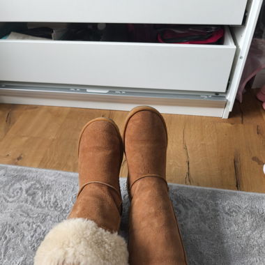 UGG Australia