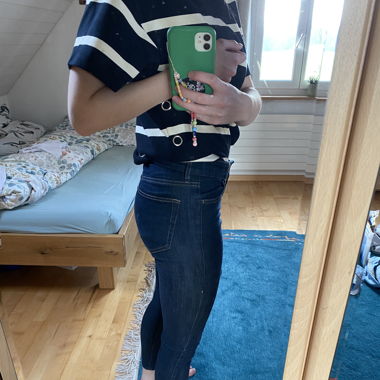 Dunkle Diesel Jeans