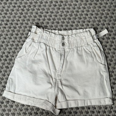 Shorts bianchi a vita alta